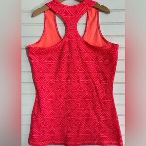 IVIVVA by LULULEMON girls size 14 racer back tank
